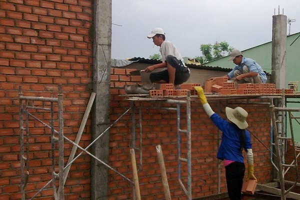 thuê nhân công xây nhà