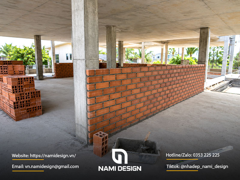 Có nên xây tường lên sàn không dầm không