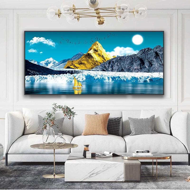 Tranh phong cảnh thiên nhiên hùng vĩ giúp làm mát nhãn quan và mang lại năng lượng thư giãn cho phòng khách hiện đại