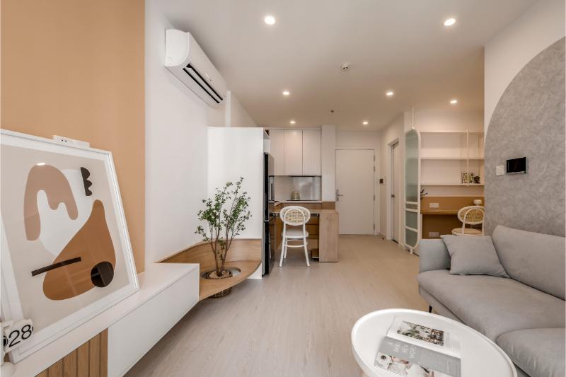 Sự khéo léo trong thi công giúp căn hộ nhỏ trở nên tiện dụng, đồng thời giúp chủ nhà kiểm soát tốt chi phí và tiến độ.