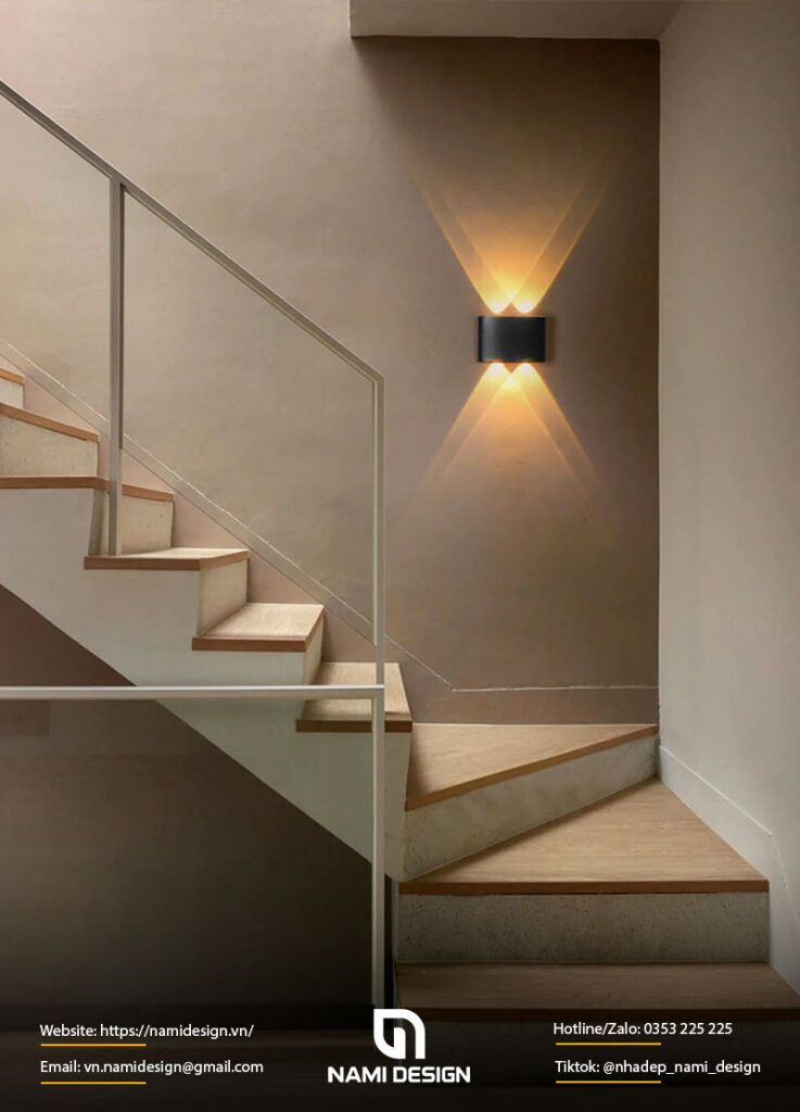 Su-dung-den-hat-va-tranh-treo-tuong